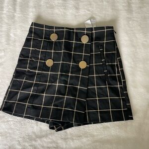 Zara Black Checkered Skorts
